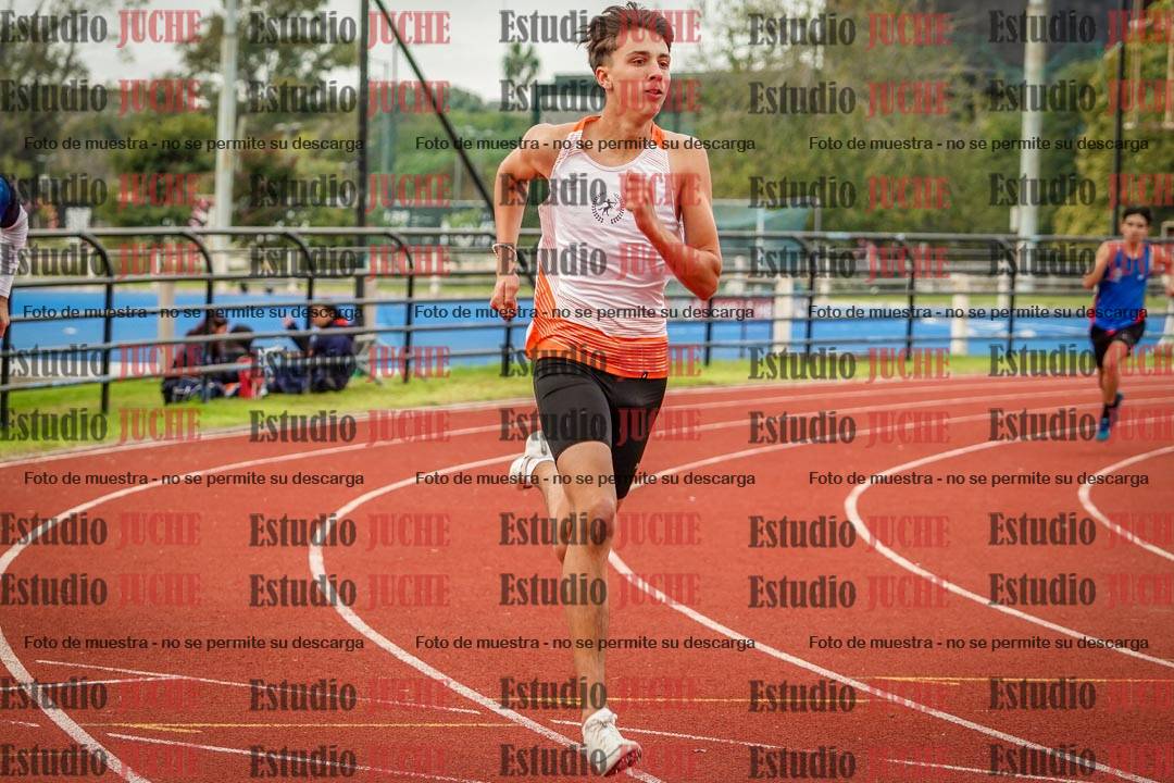 Fotos de los 400 m llanos de varones