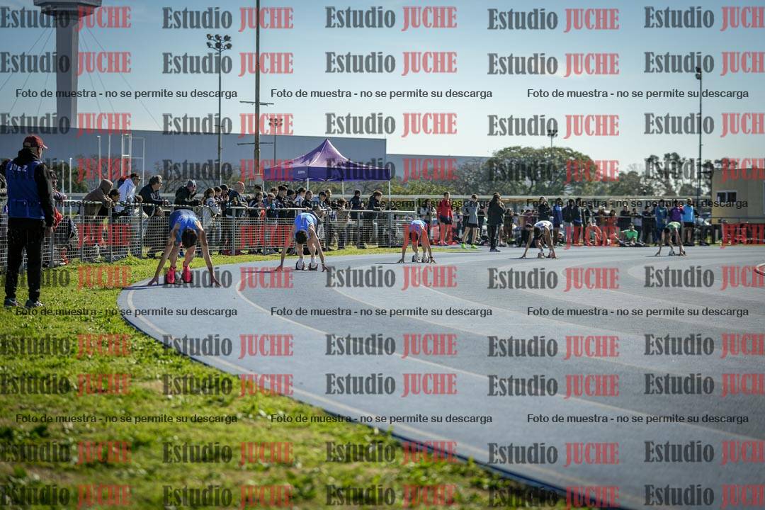 Fotos de los 400 m llanos de varones