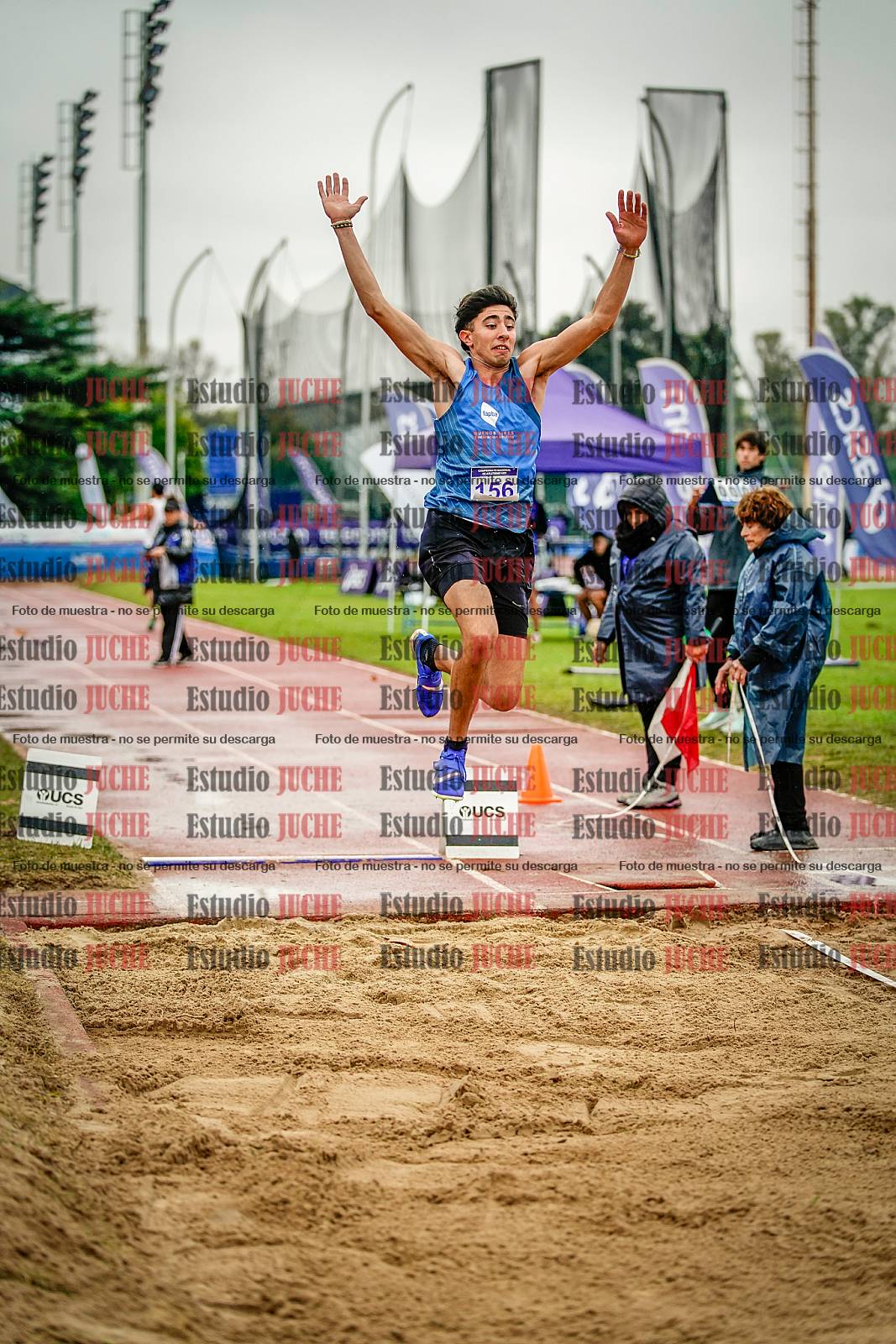 Fotos del salto en largo de varones - decatlón 2