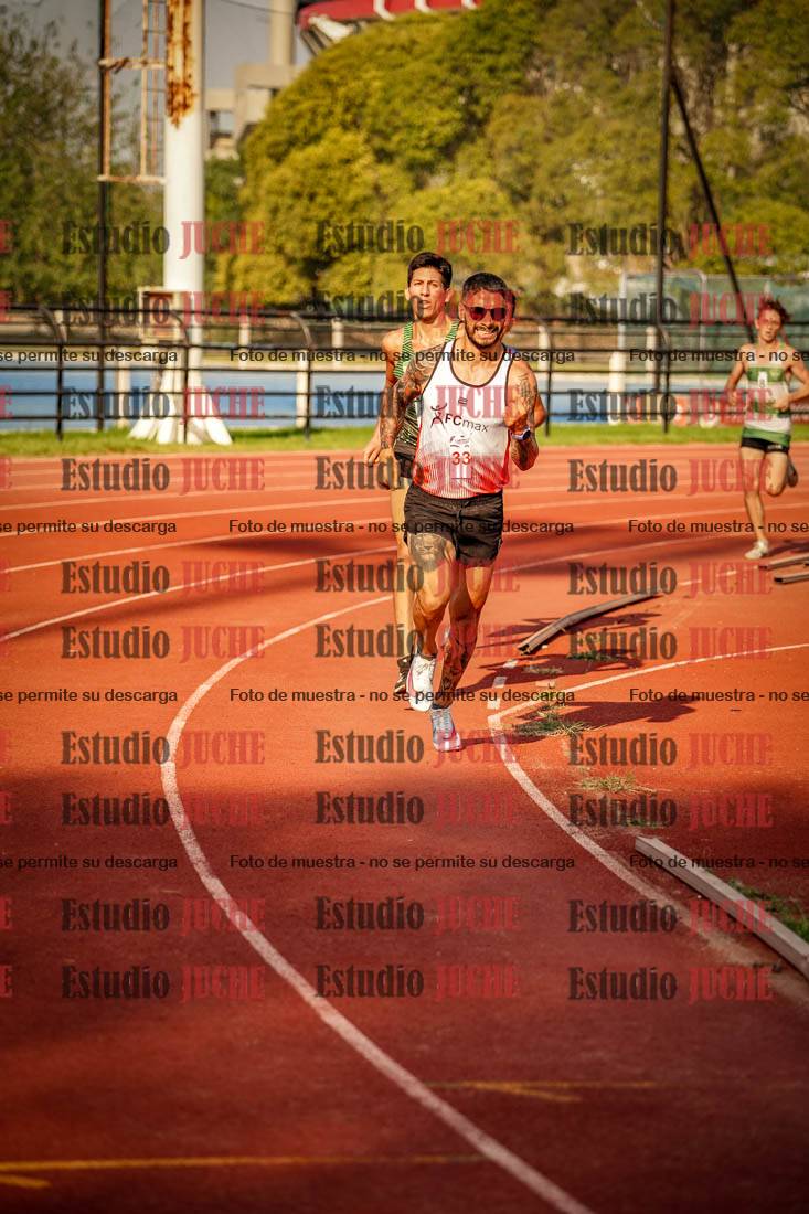 Fotos de los 1500 m llanos de varones