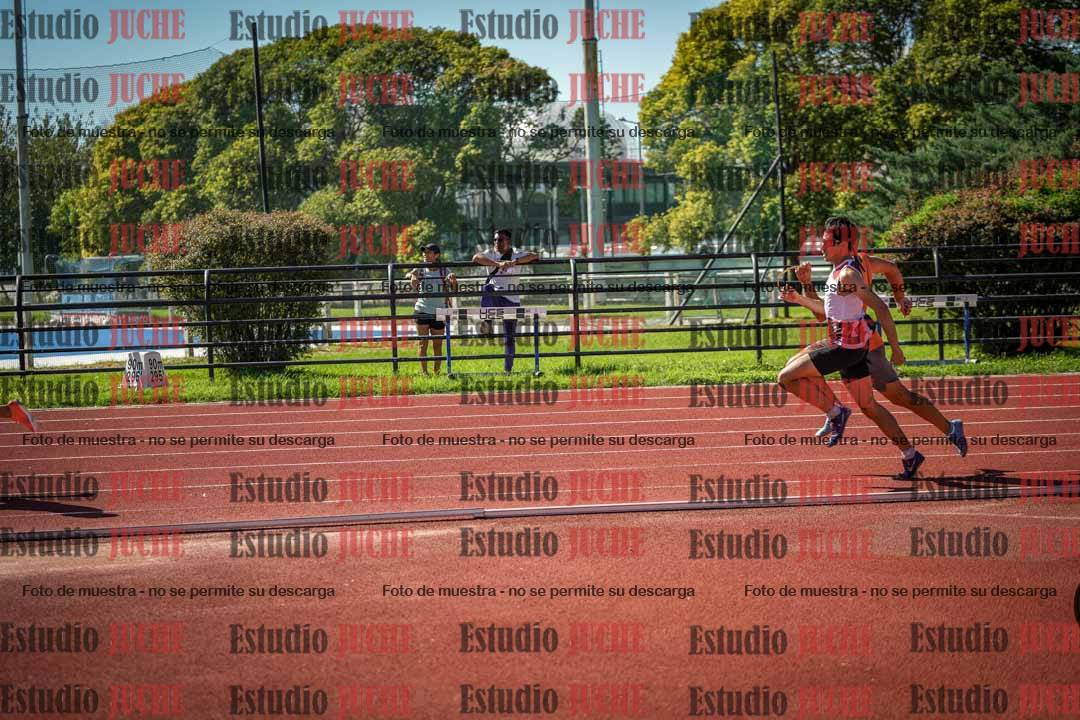 Fotos de los 200 m llanos de varones