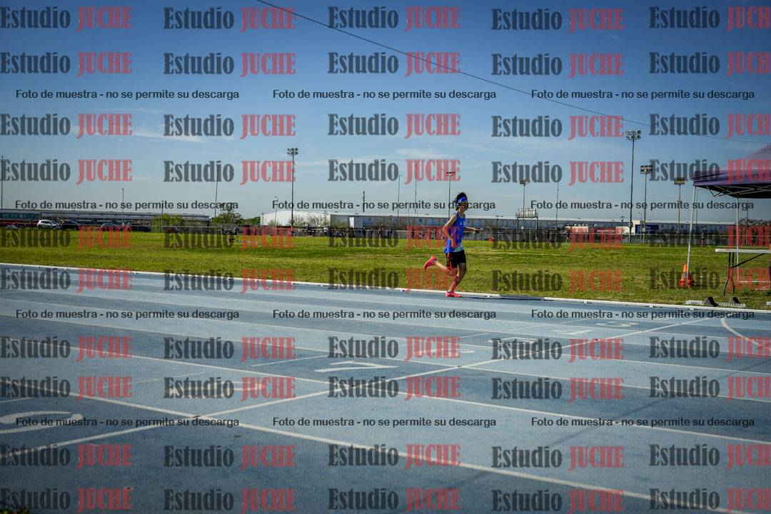 Fotos de los 400 m llanos de varones