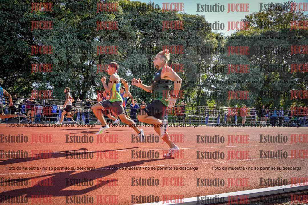 Fotos de los 100 m llanos de varones