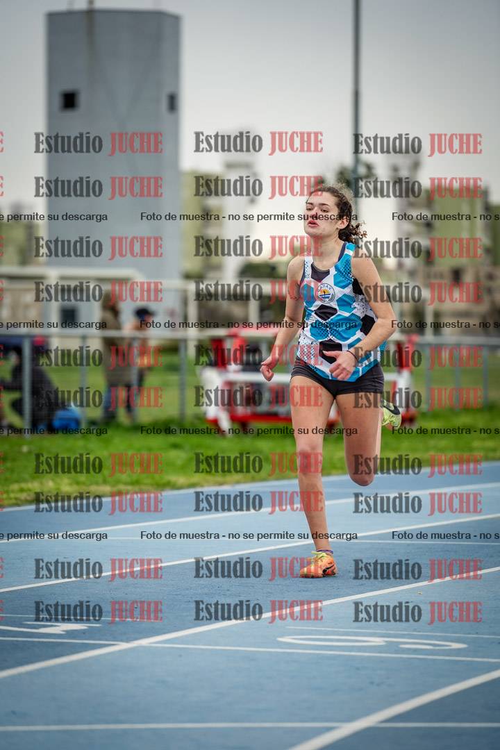 Fotos de los 300 m llanos de mujeres - U17
