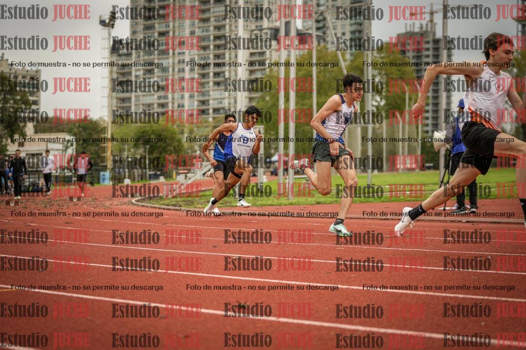 Fotos de los 200 m llanos de varones