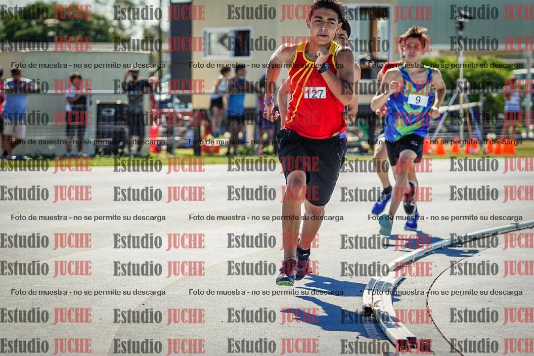 Fotos de los 600 m llanos de varones