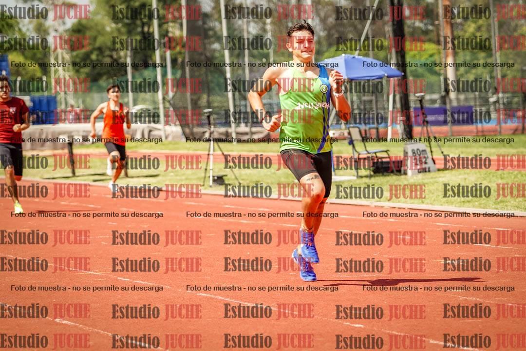 Fotos de los 400 m llanos de varones