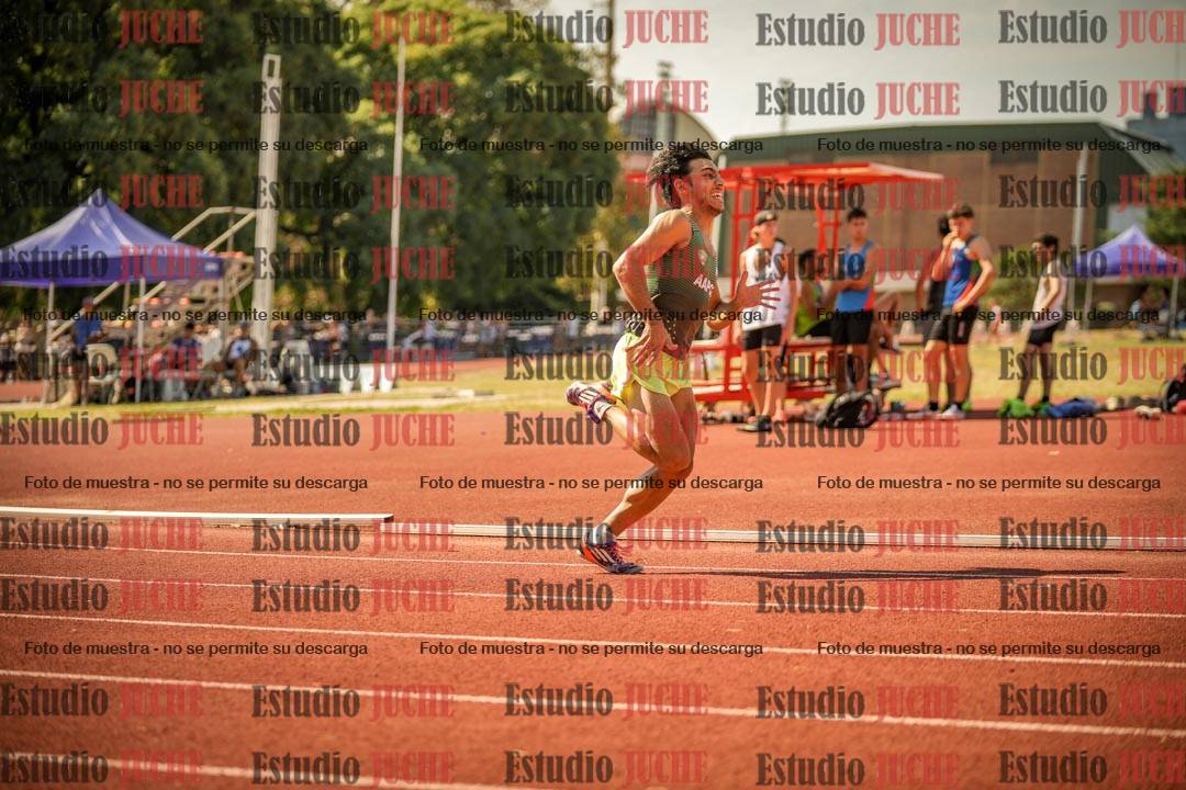 Fotos de los 400 m llanos de varones