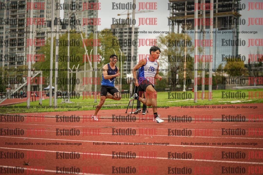 Fotos de los 200 m llanos de varones