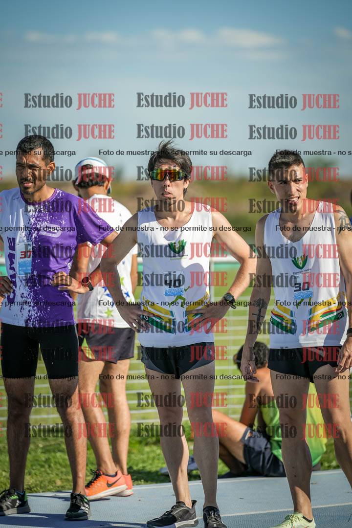 Fotos de los 1500 m llanos de varones