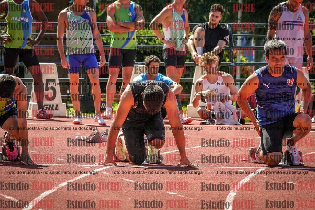 Fotos de los 100 m llanos de varones
