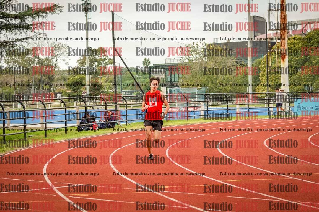 Fotos de los 400 m llanos de varones