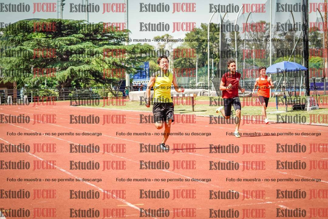 Fotos de los 400 m llanos de varones