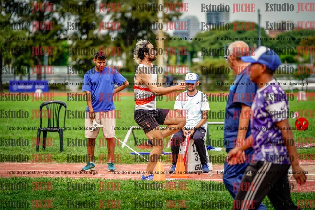 Fotos del salto en largo de varones - decatlón 2