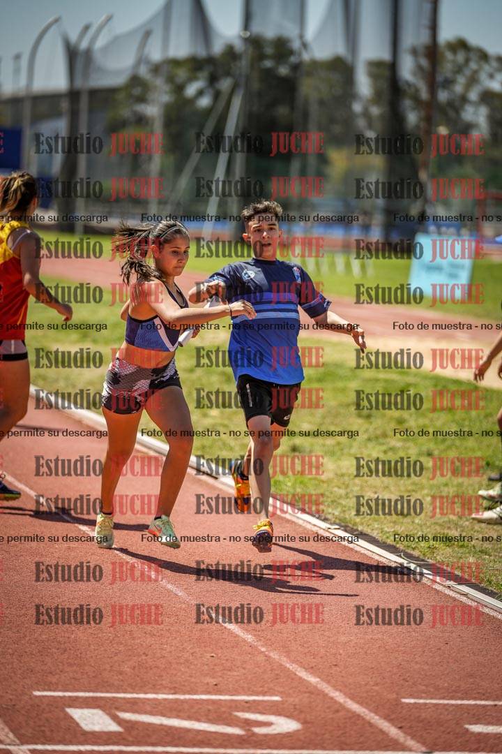 Fotos de las Postas 8x200 m de mujeres y varones - FINAL