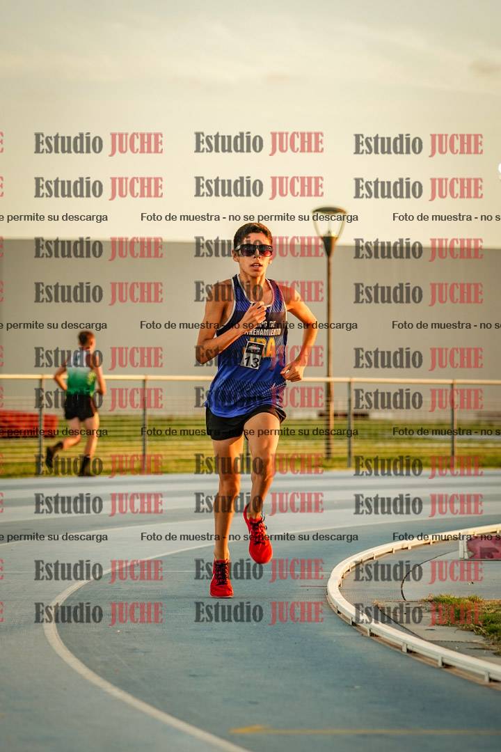Fotos de los 3000 m llanos de varones