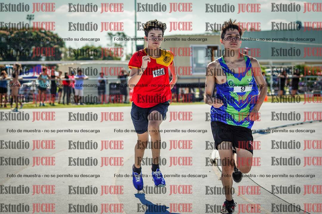 Fotos de los 600 m llanos de varones