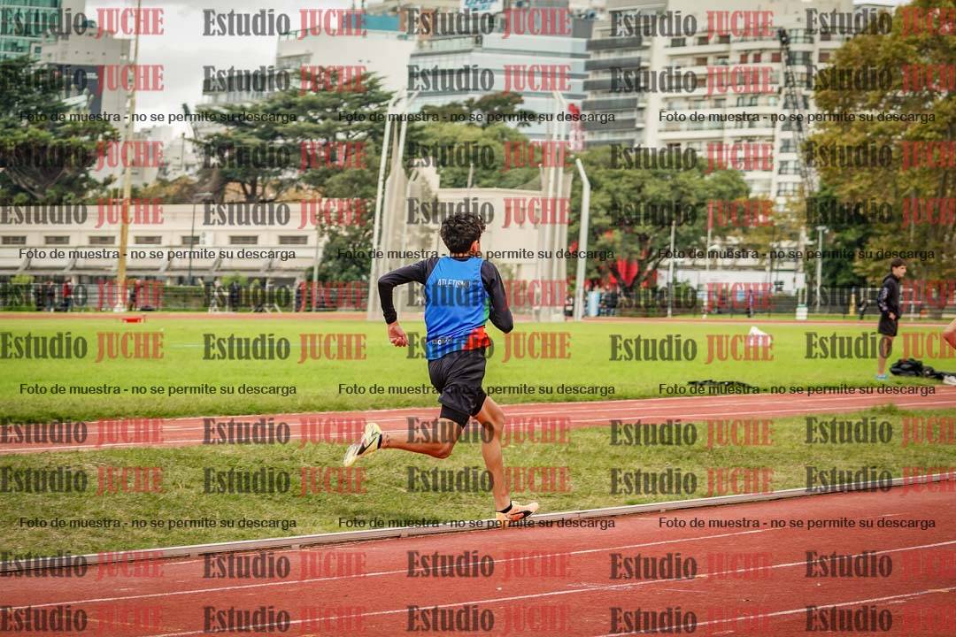 Fotos de los 400 m llanos de varones