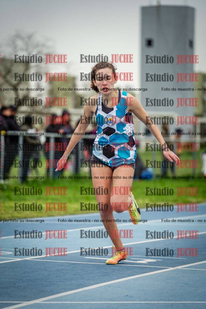 Fotos de los 300 m llanos de mujeres - U17