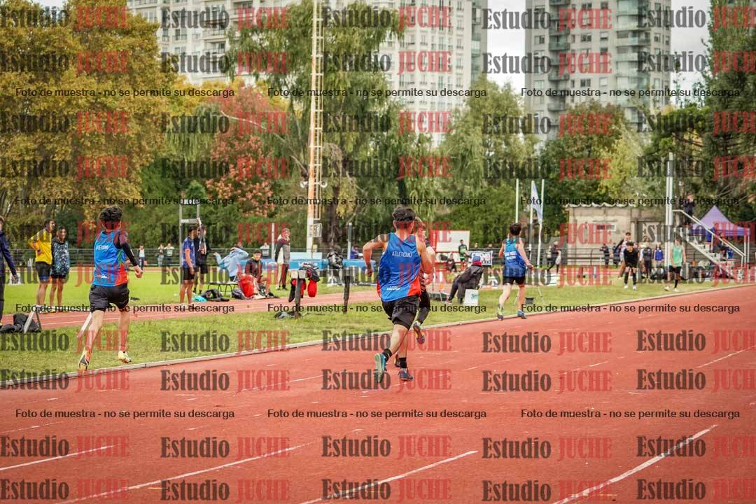 Fotos de los 400 m llanos de varones