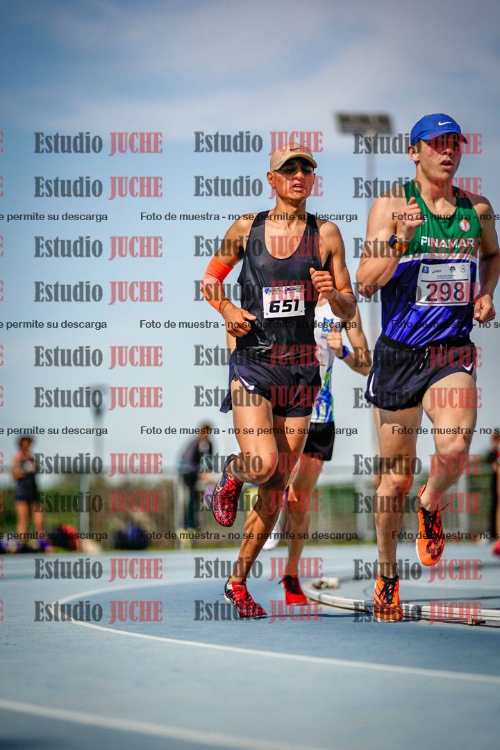 Fotos de los 3000 m llanos de varones
