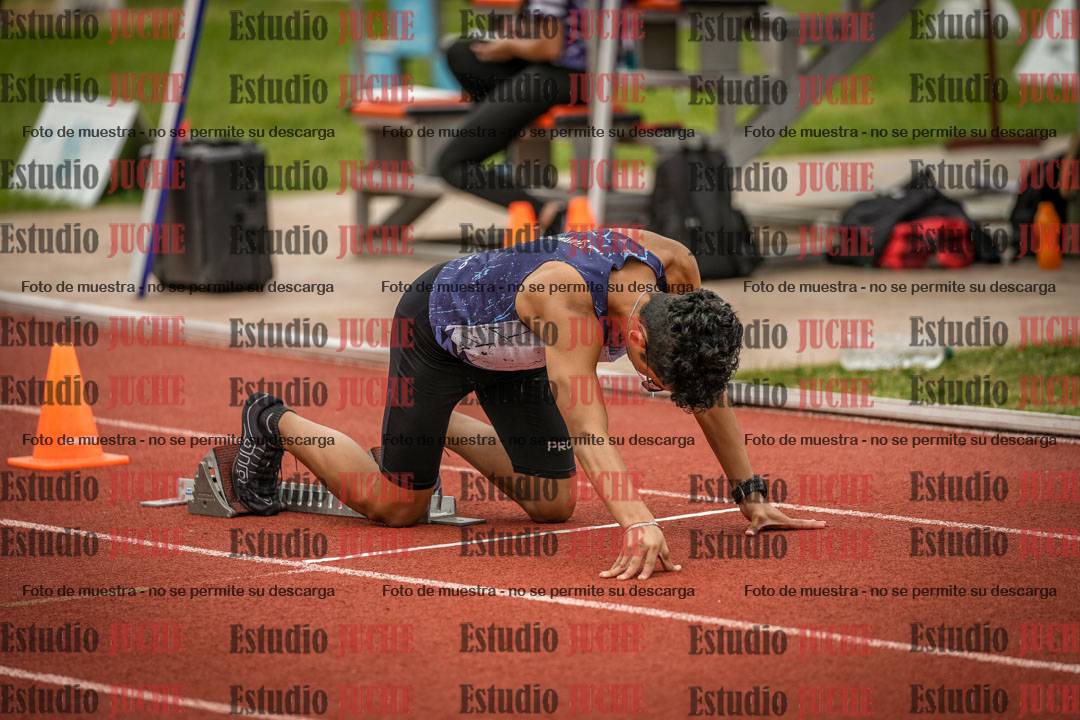Fotos de los 400 m llanos de varones