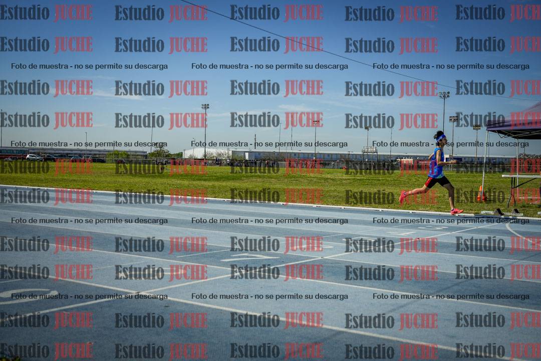 Fotos de los 400 m llanos de varones