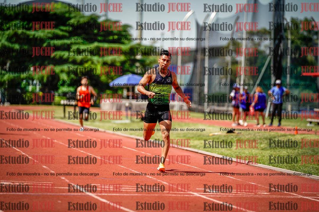 Fotos de los 400 m llanos de varones