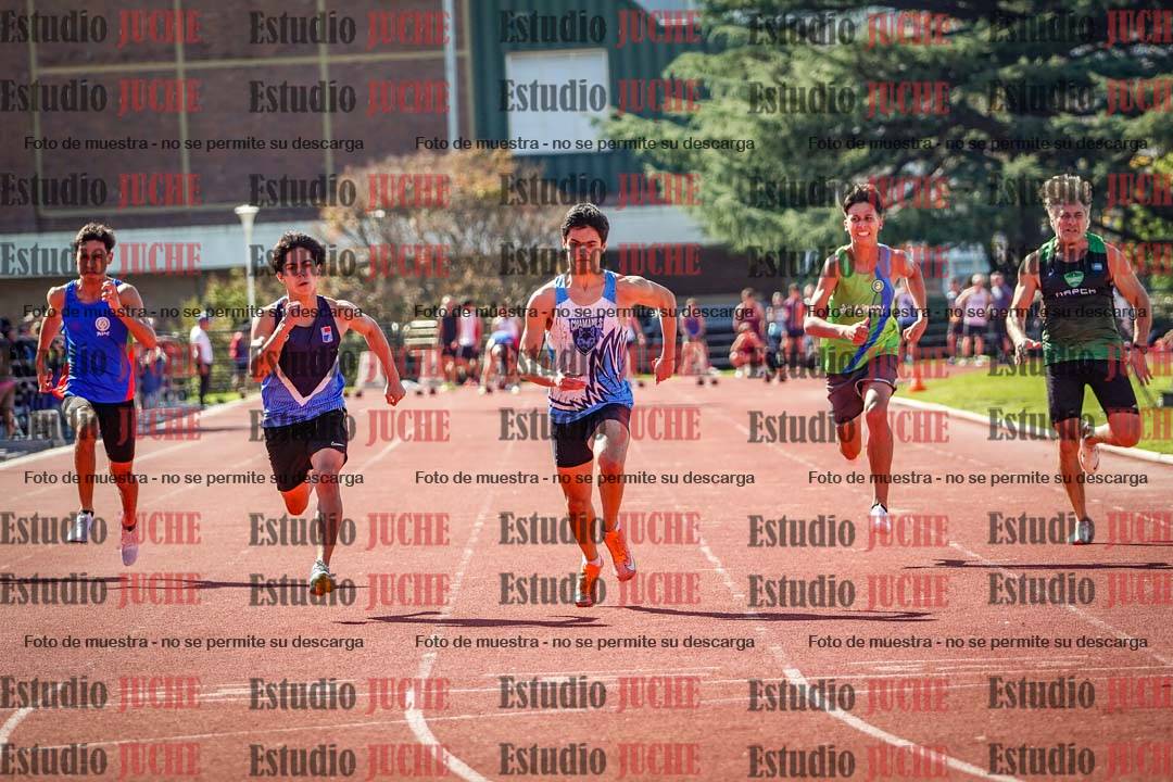 Fotos de los 100 m llanos de varones