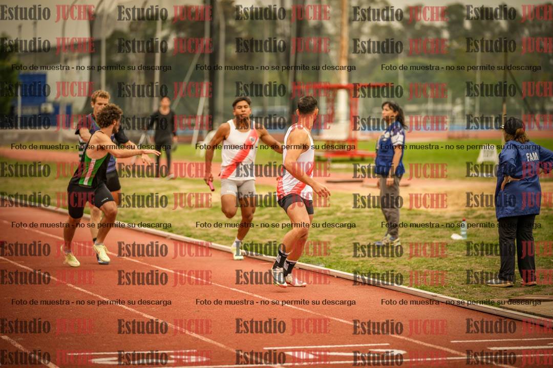 Fotos de las Postas 4x400 m de varones