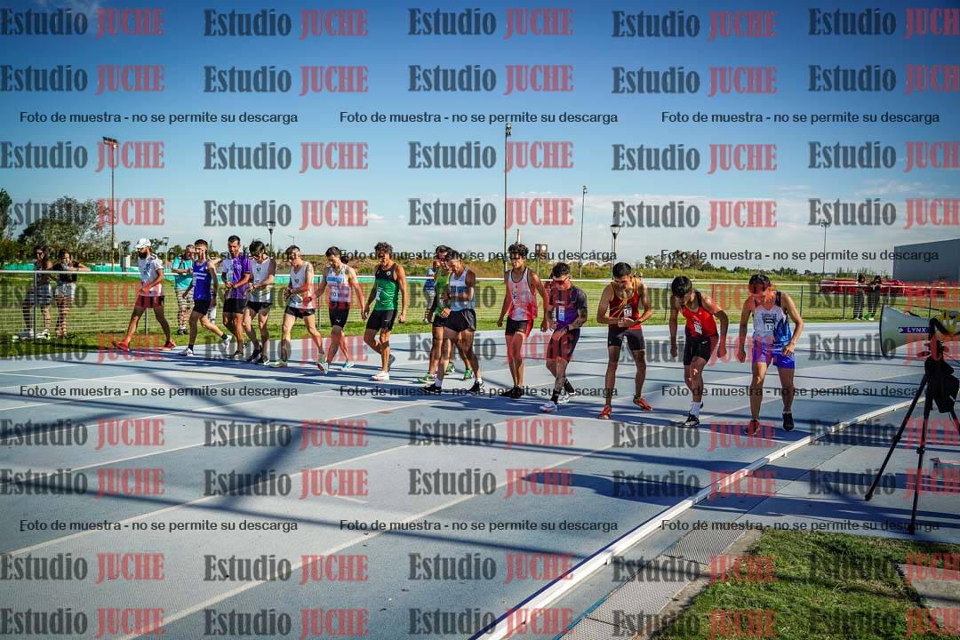 Fotos de los 1500 m llanos de varones