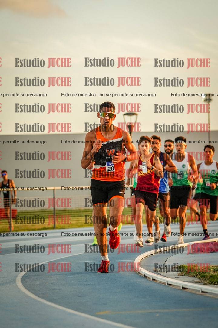 Fotos de los 3000 m llanos de varones