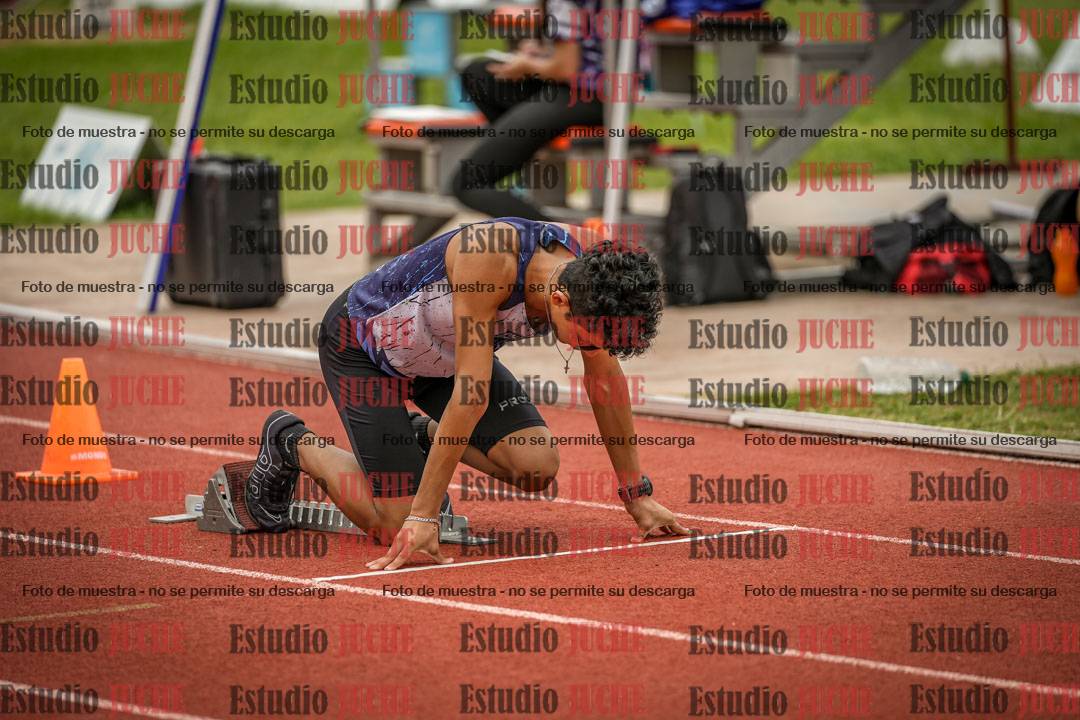 Fotos de los 400 m llanos de varones