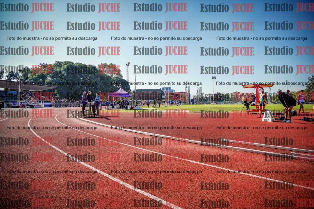 Fotos de los 800 m llanos de varones