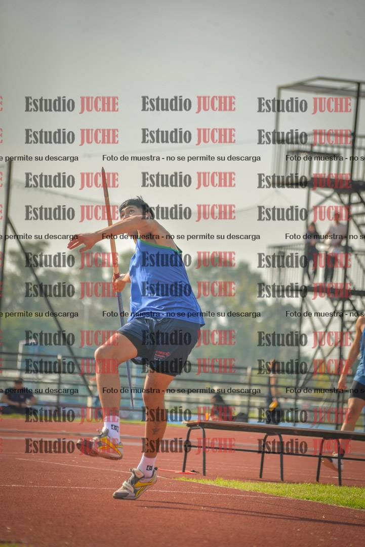 Fotos del lanzamiento de jabalina de varones