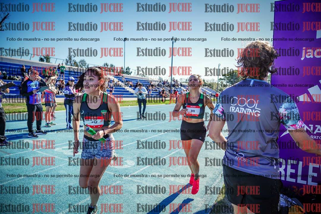 Fotos durante los relevos