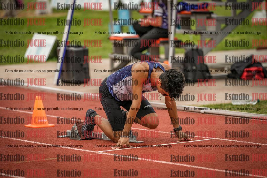 Fotos de los 400 m llanos de varones