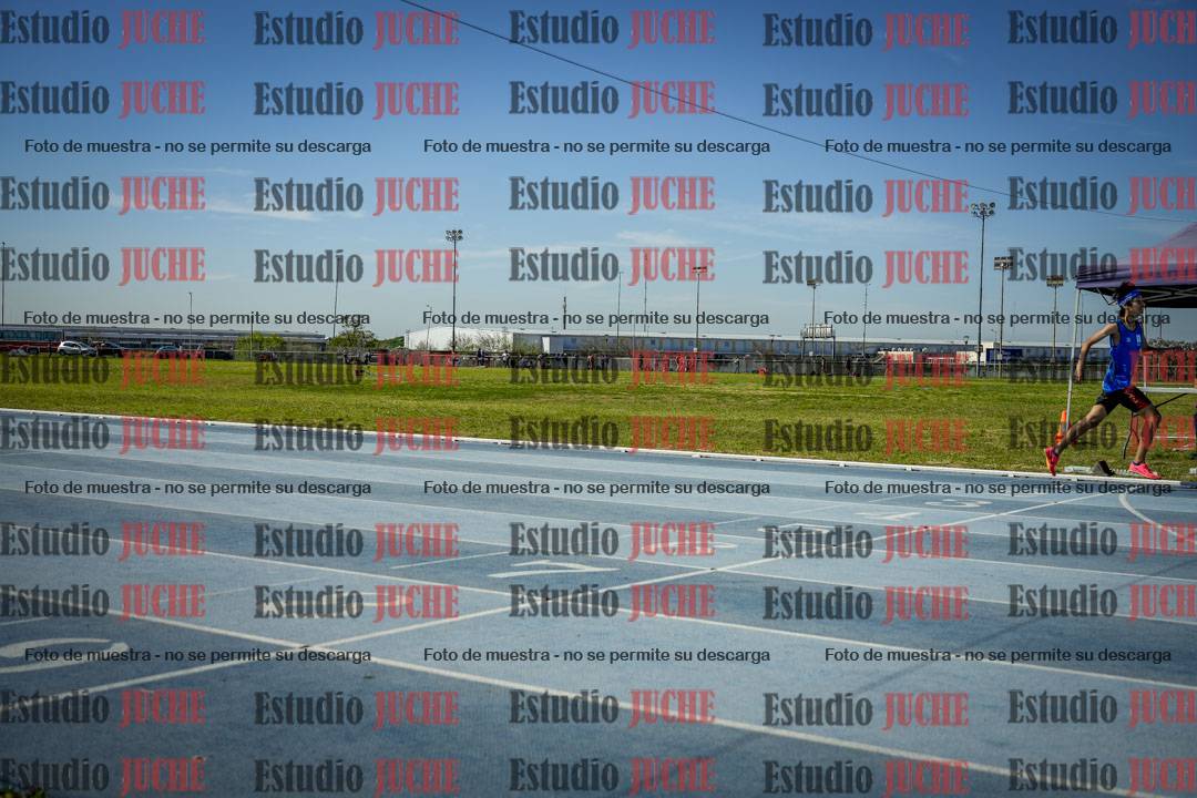 Fotos de los 400 m llanos de varones