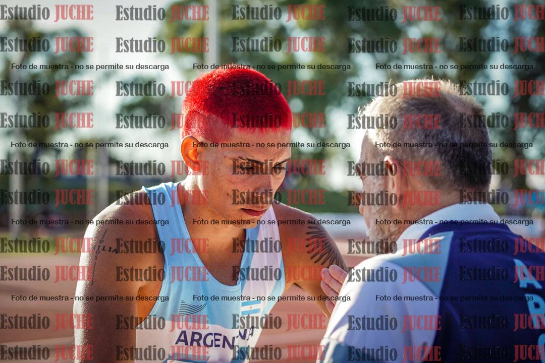 Fotos de algunos extras y podios del día 2