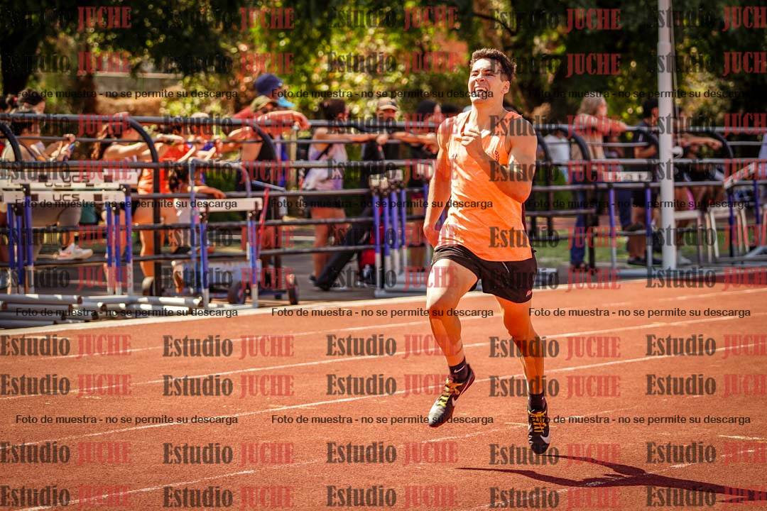 Fotos de los 400 m llanos de varones