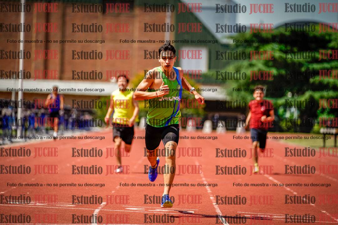 Fotos de los 400 m llanos de varones