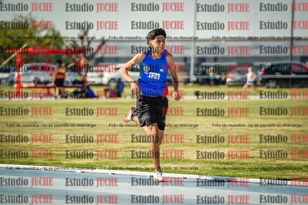 Fotos de los 600 m llanos de varones