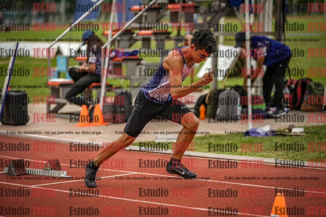 Fotos de los 400 m llanos de varones