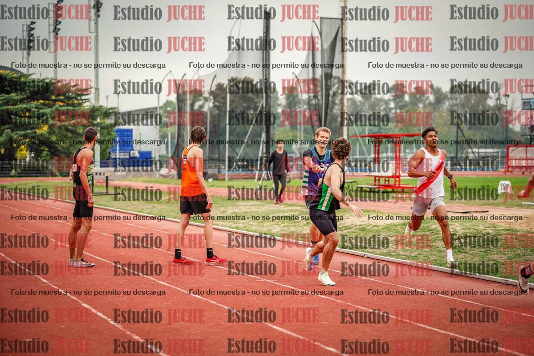 Fotos de las Postas 4x400 m de varones