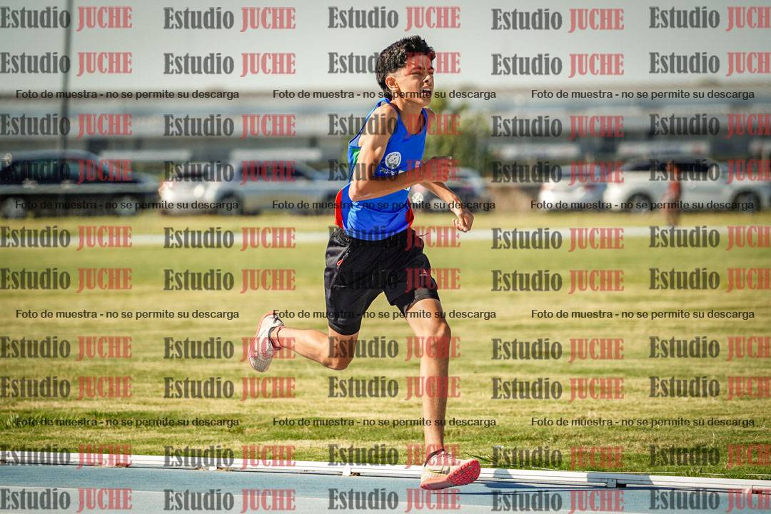 Fotos de los 600 m llanos de varones