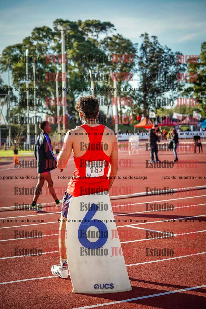 Fotos de algunos extras y podios del día 2