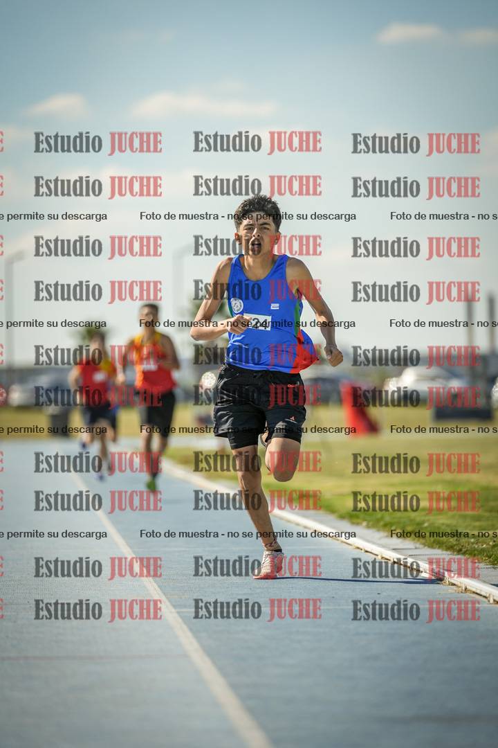 Fotos de los 600 m llanos de varones