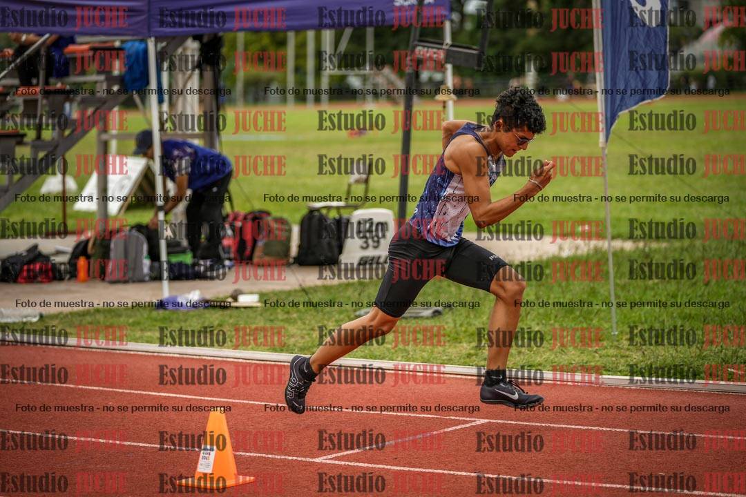 Fotos de los 400 m llanos de varones