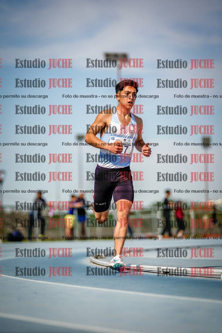 Fotos de los 3000 m llanos de varones