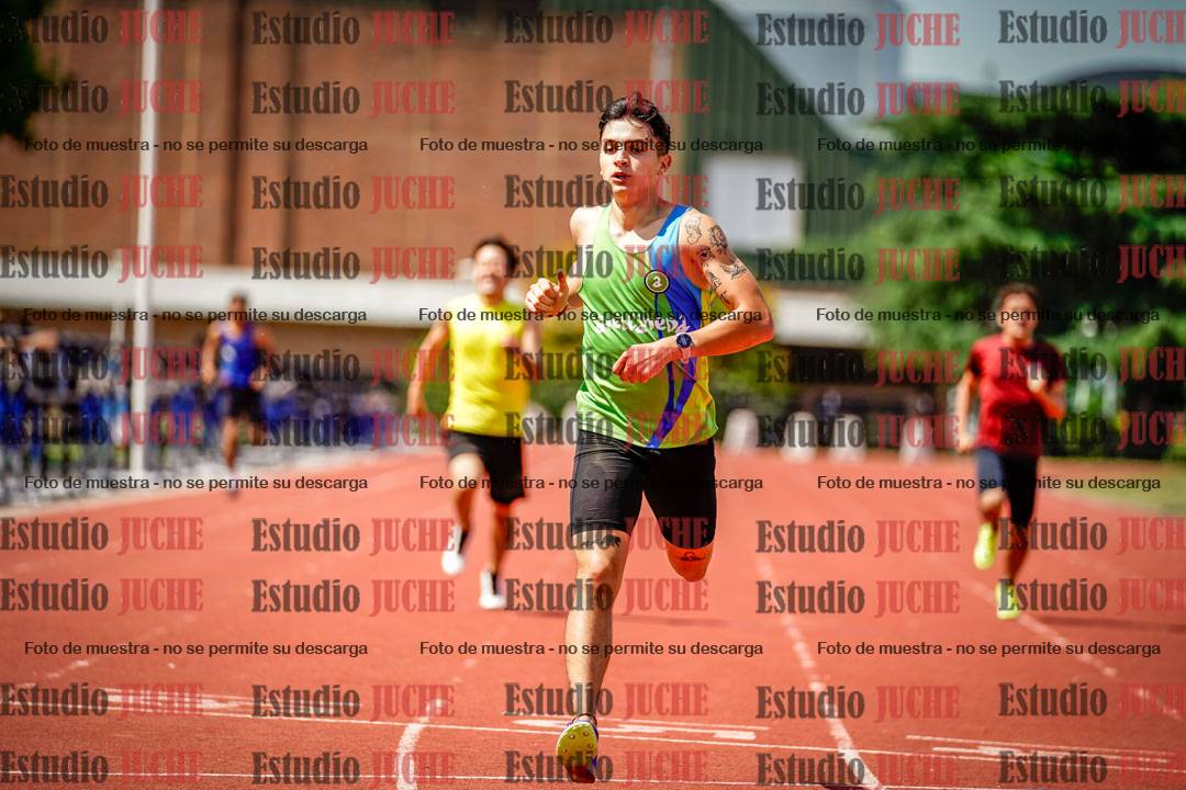 Fotos de los 400 m llanos de varones